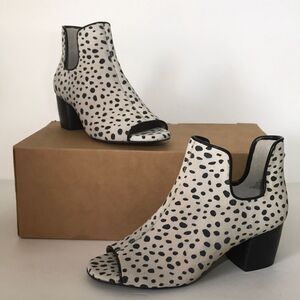 Logo By Lori Goldstein Peep Toe Ankle Booties